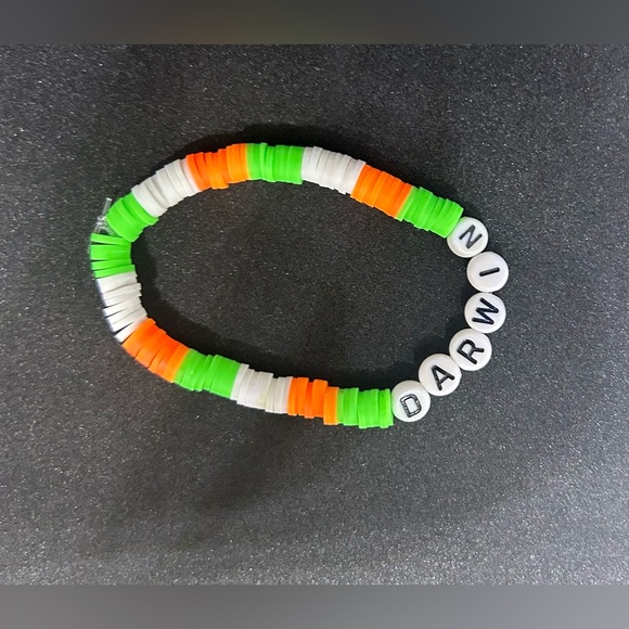 Darwin (The Amazing World of Gumball) Heishi Bracelet - Picture 8 of 8